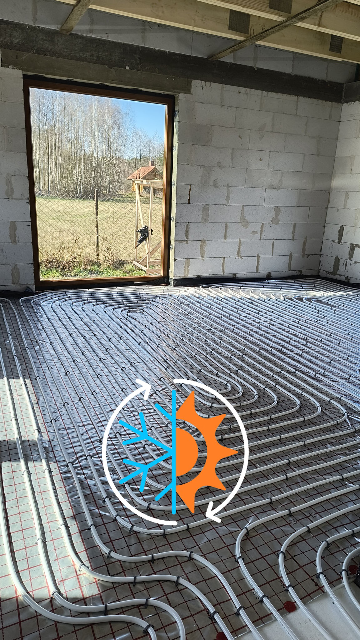 Instalacja wod-kan z ogrzewaniem podłogowym i pompą ciepła Rotenso Aquami